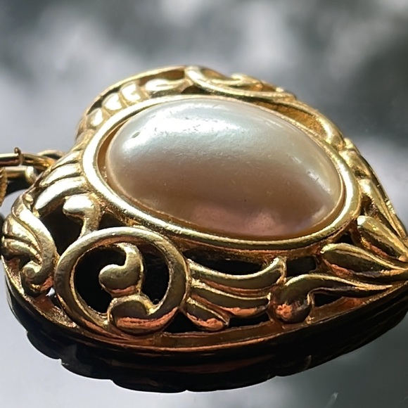 Bracelet - Picture 3 of 9